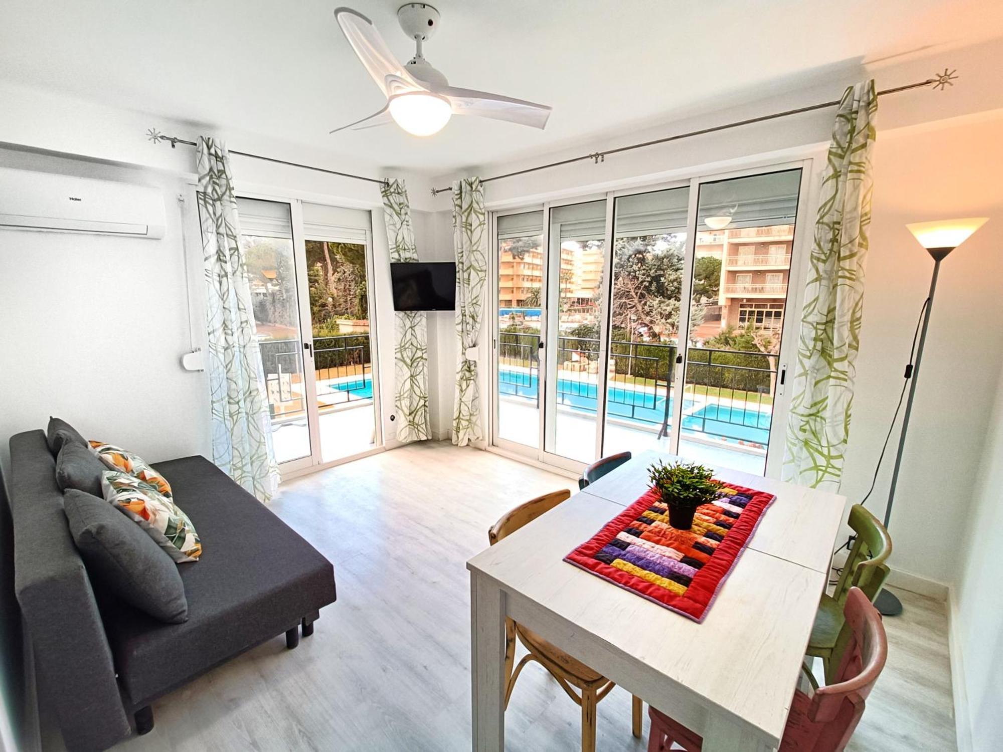 Apartamentos Casanostra Salou Exterior photo